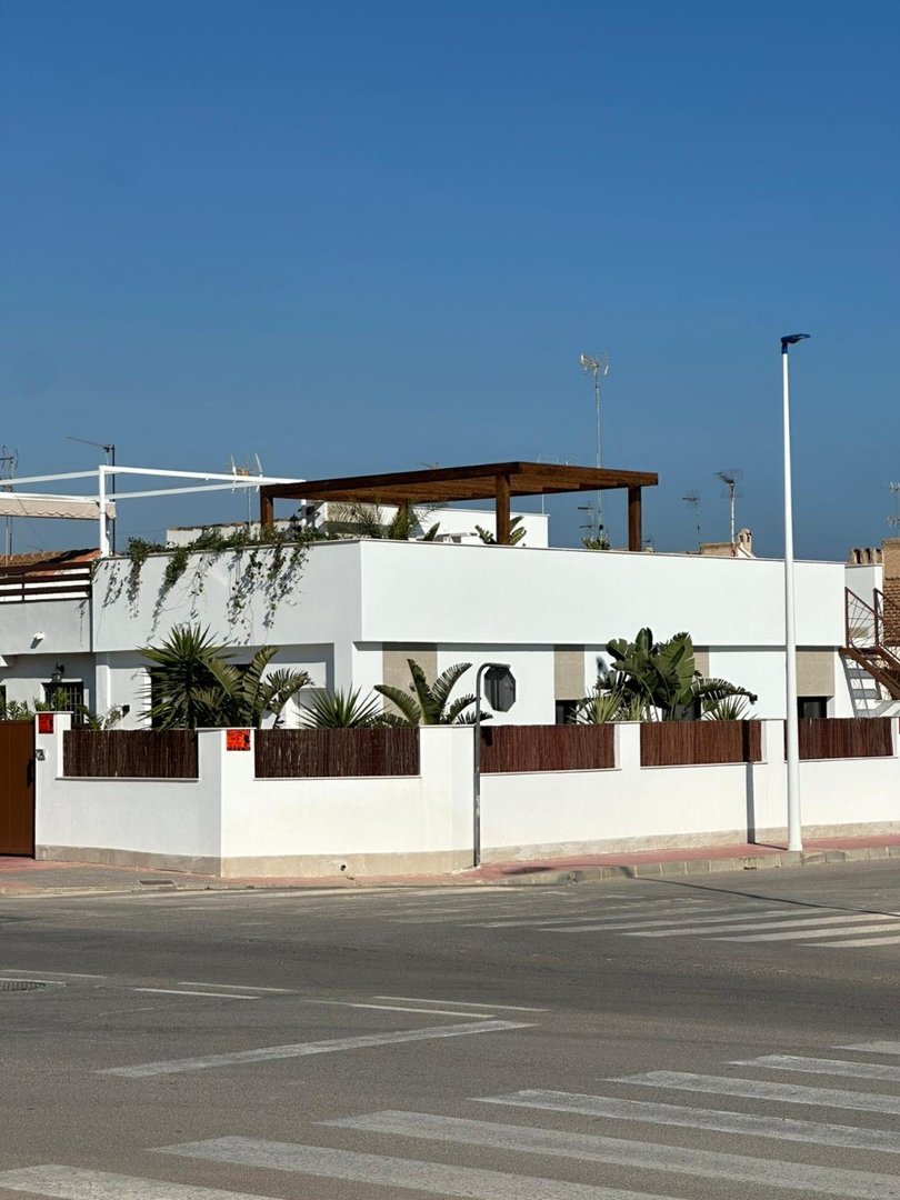 2 Bed Semi-Detached House in Santiago de la Ribera