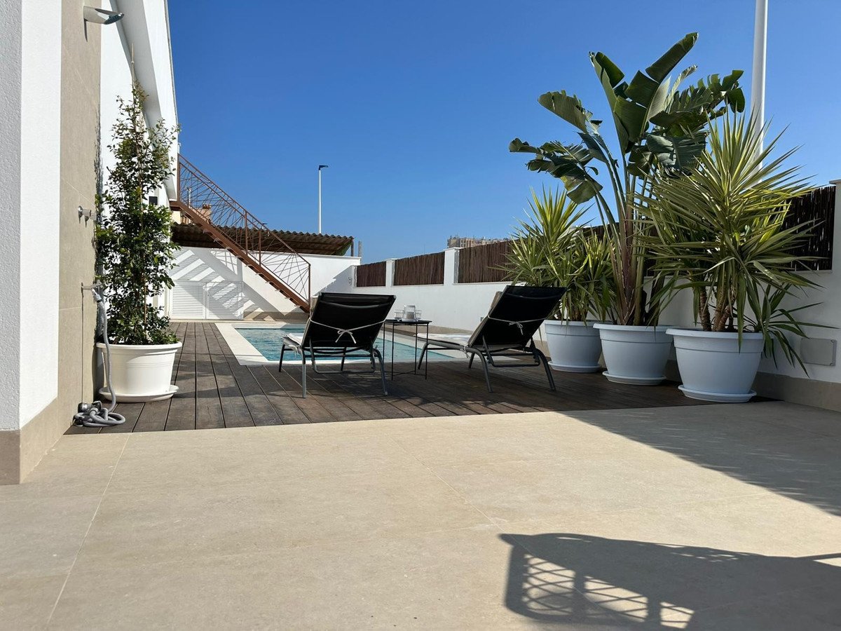 2 Bed Semi-Detached House in Santiago de la Ribera