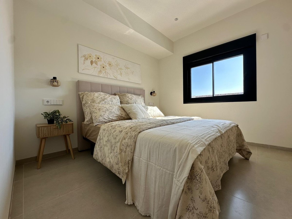 2 Bed Semi-Detached House in Santiago de la Ribera