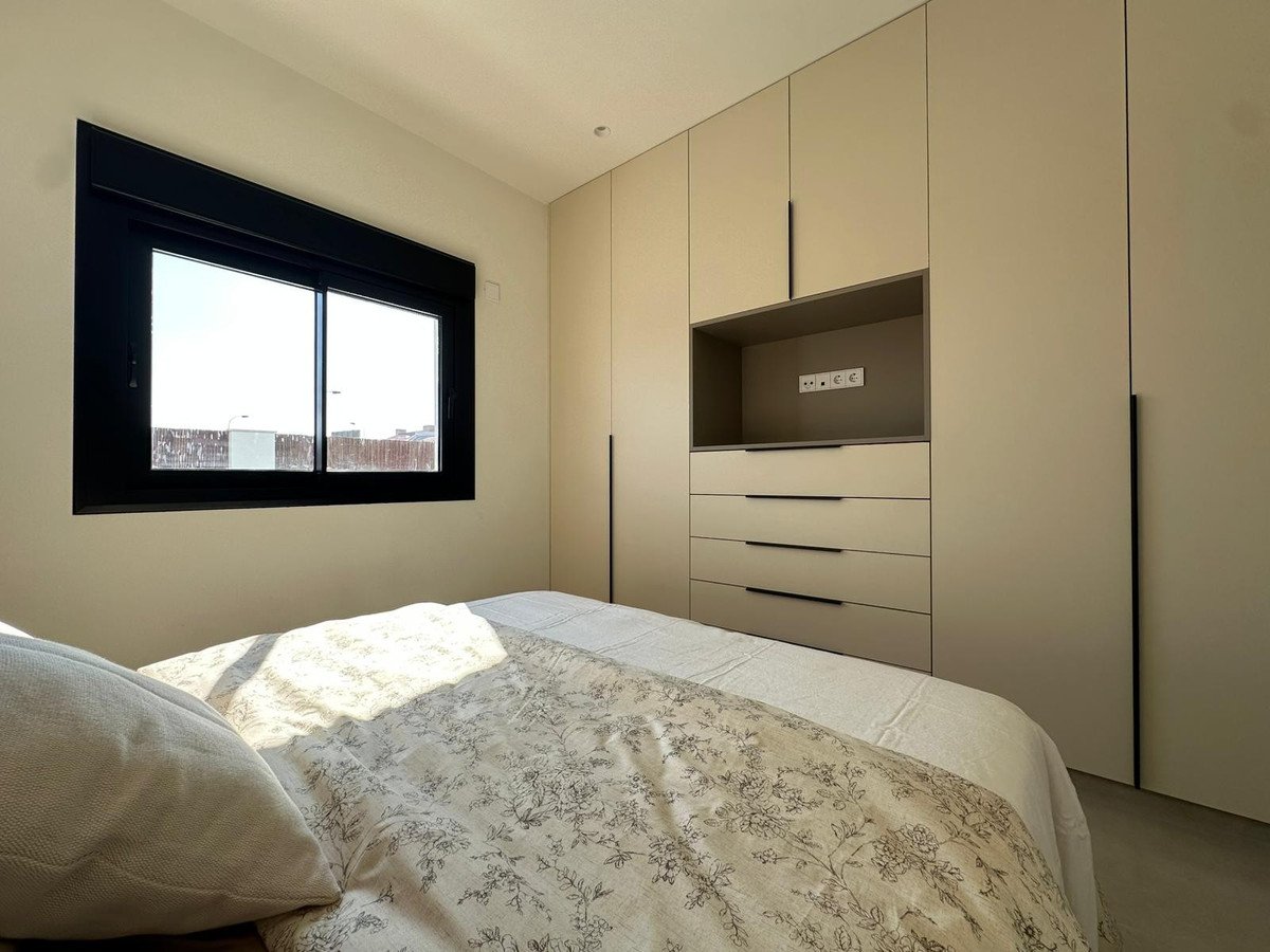 2 Bed Semi-Detached House in Santiago de la Ribera