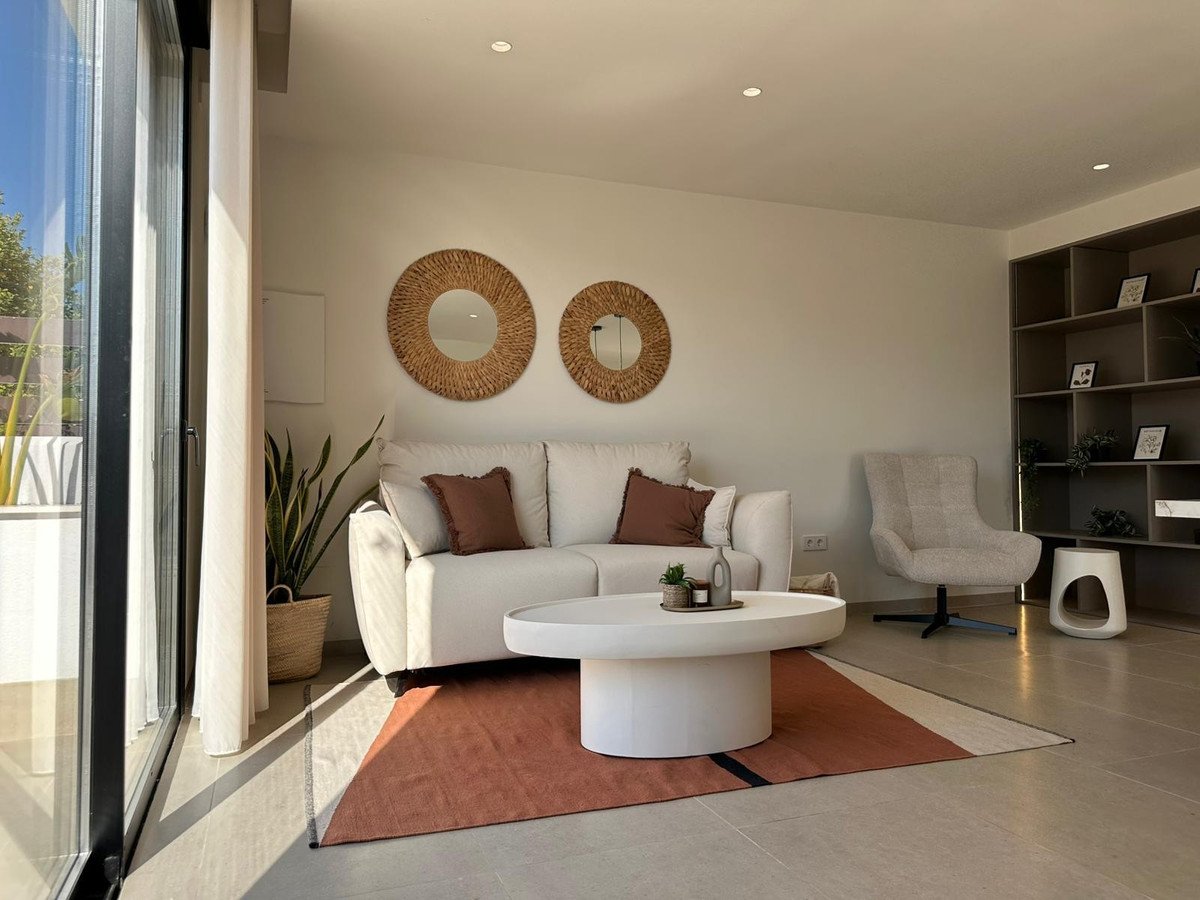 2 Bed Semi-Detached House in Santiago de la Ribera