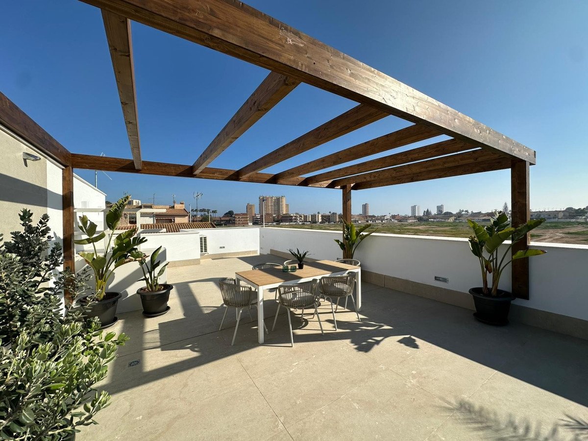 2 Bed Semi-Detached House in Santiago de la Ribera