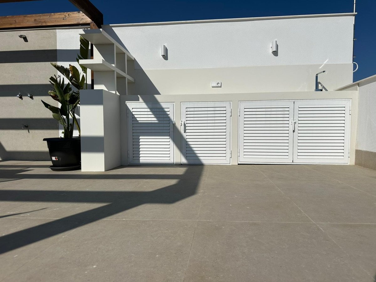 2 Bed Semi-Detached House in Santiago de la Ribera