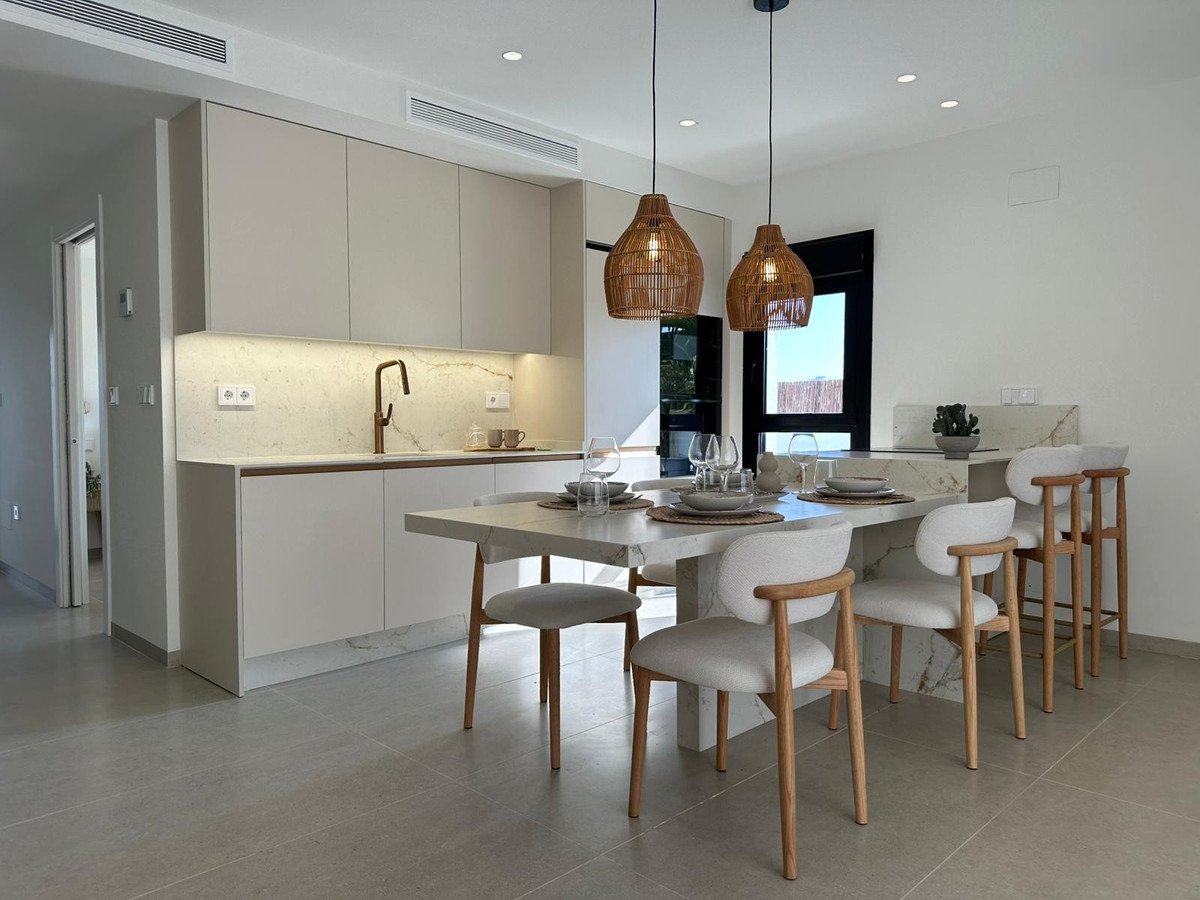 2 Bed Semi-Detached House in Santiago de la Ribera