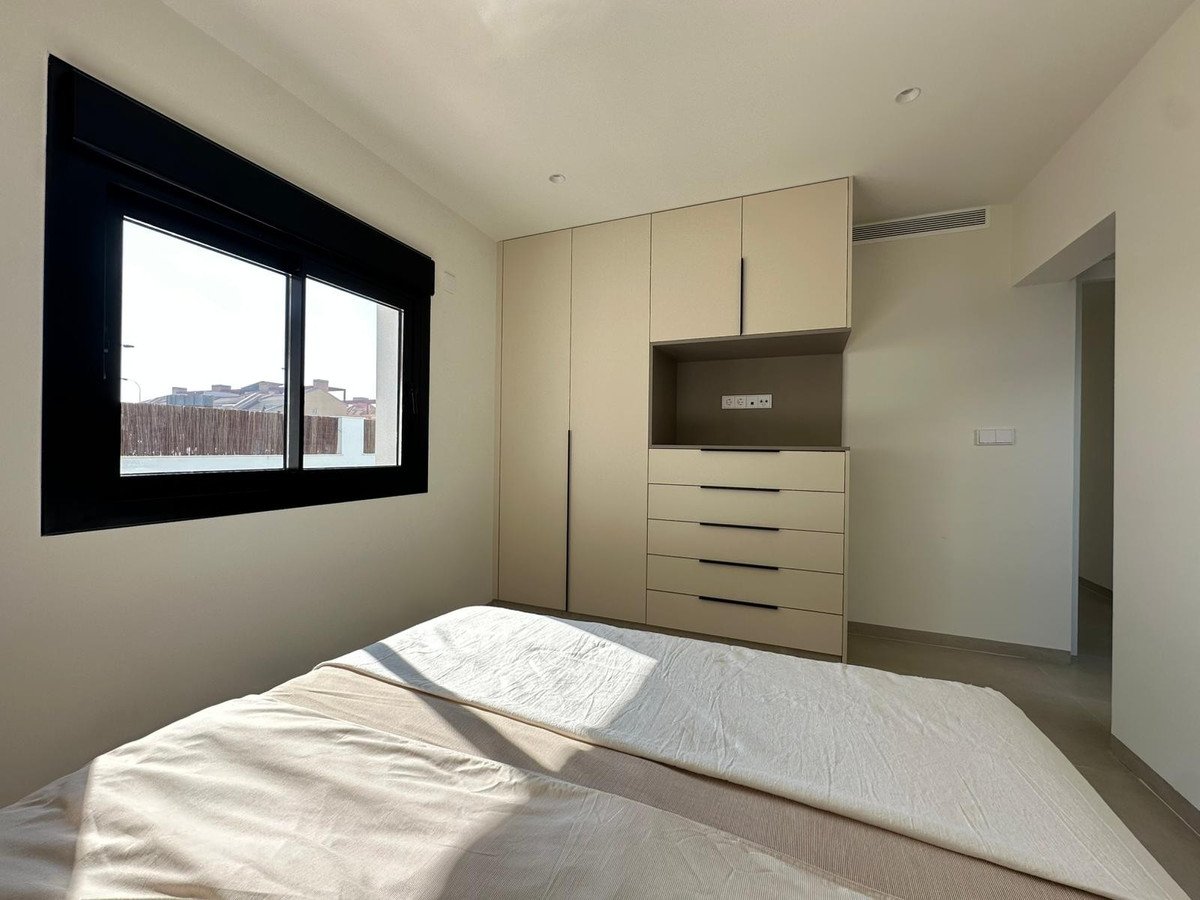 2 Bed Semi-Detached House in Santiago de la Ribera
