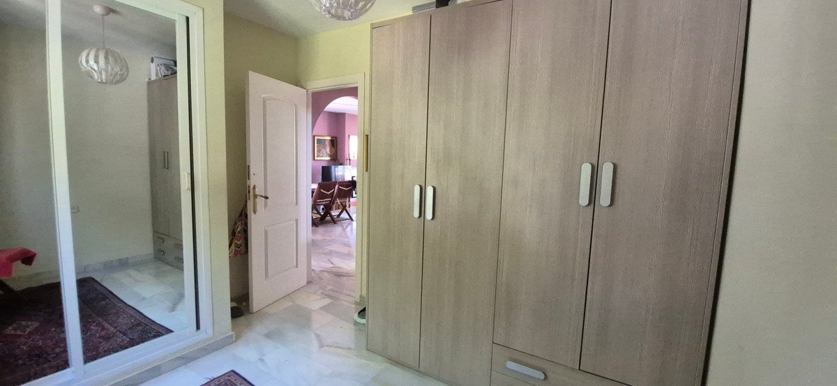 2 Bed Middle Floor Apartment in Mijas