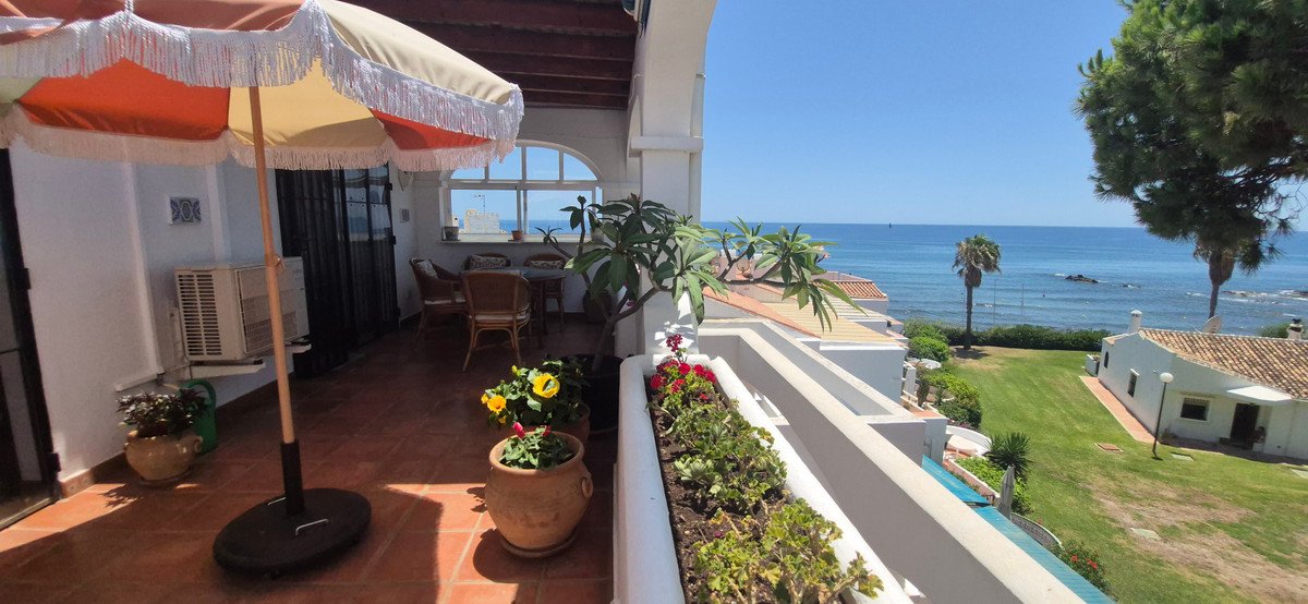 2 Bed Middle Floor Apartment in Mijas