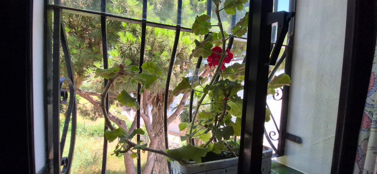 2 Bed Middle Floor Apartment in Mijas
