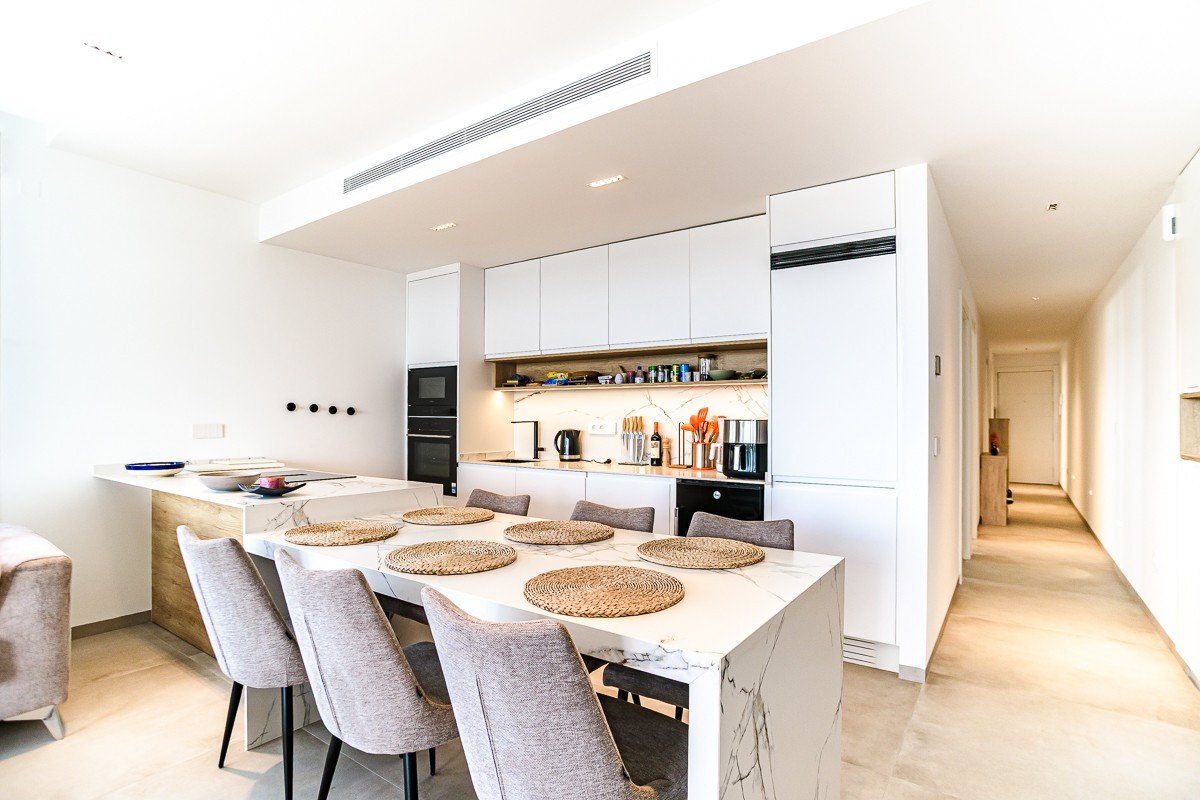 3 Bed Middle Floor Apartment in Lo Pagan