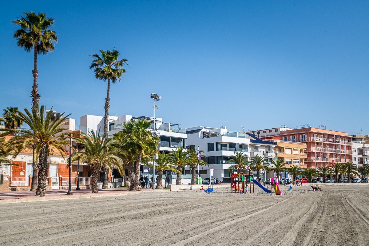 3 Bed Middle Floor Apartment in Lo Pagan