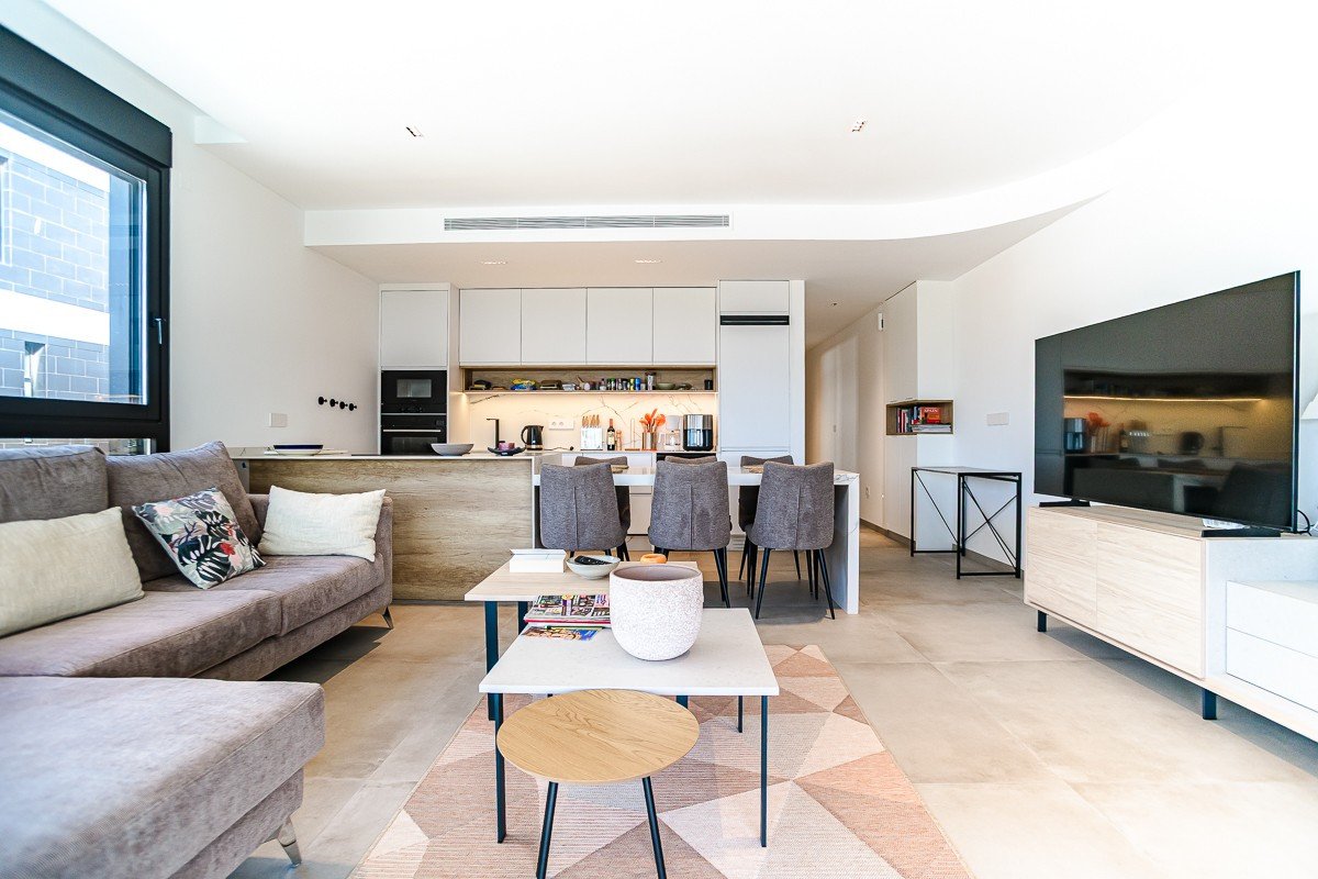 3 Bed Middle Floor Apartment in Lo Pagan