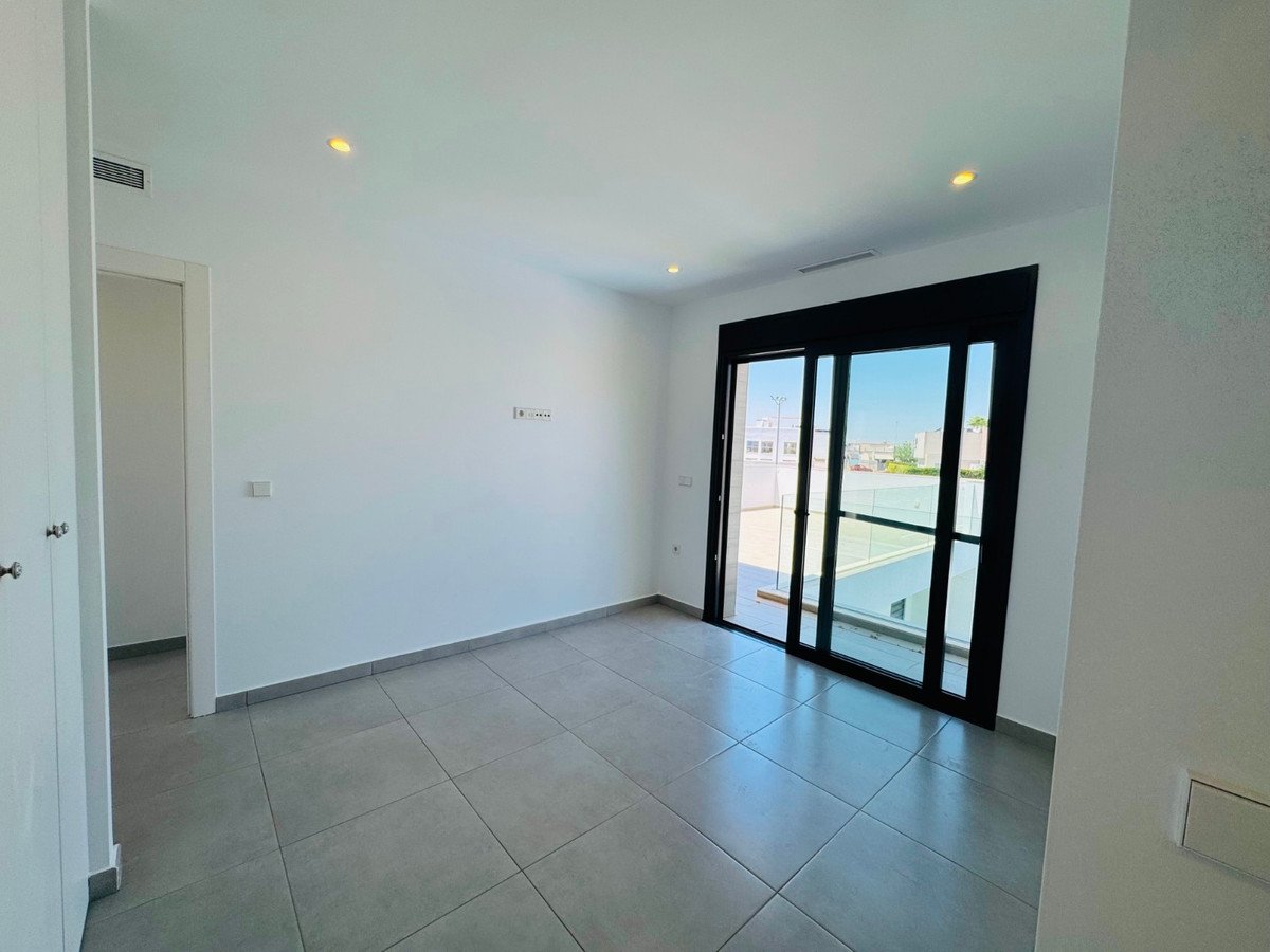 3 Bed Detached Villa in Lo Pagan