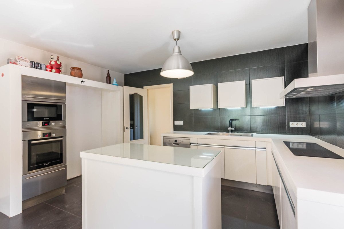 4 Bed Detached Villa in El Palmar