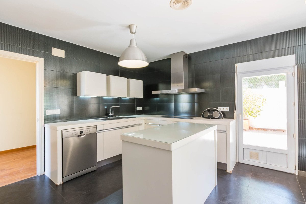 4 Bed Detached Villa in El Palmar