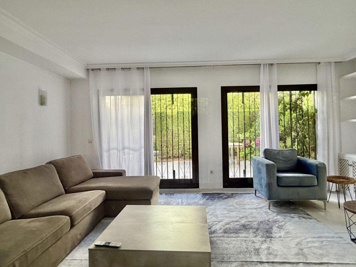 3 Bed Townhouse in Guadalmina Baja
