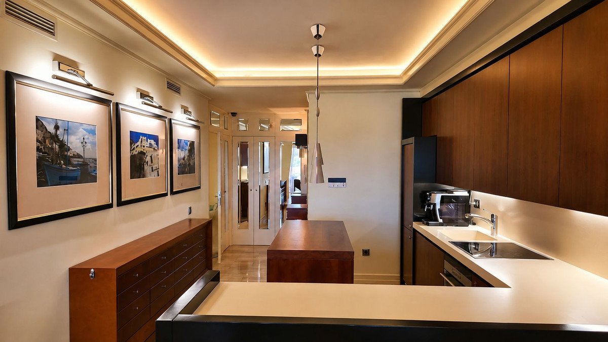 2 Bed Middle Floor Apartment in Sierra Blanca