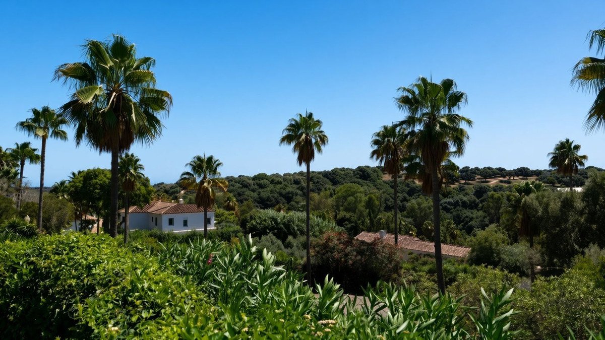 5 Bed Detached Villa in Sotogrande Costa