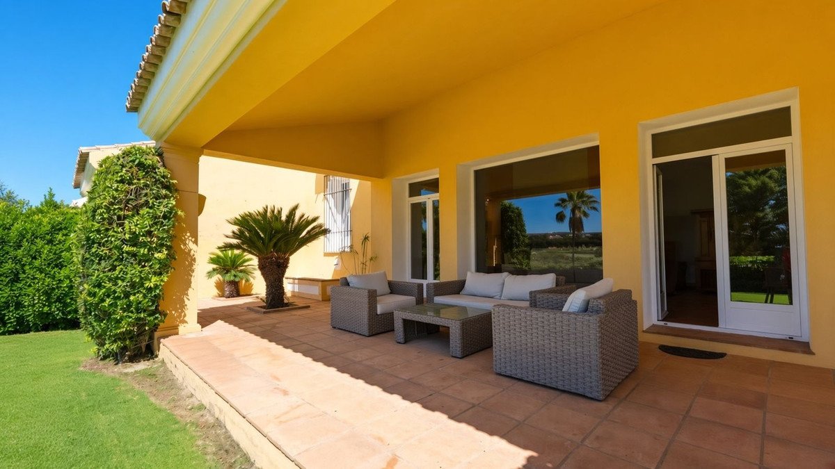 5 Bed Detached Villa in Sotogrande Costa