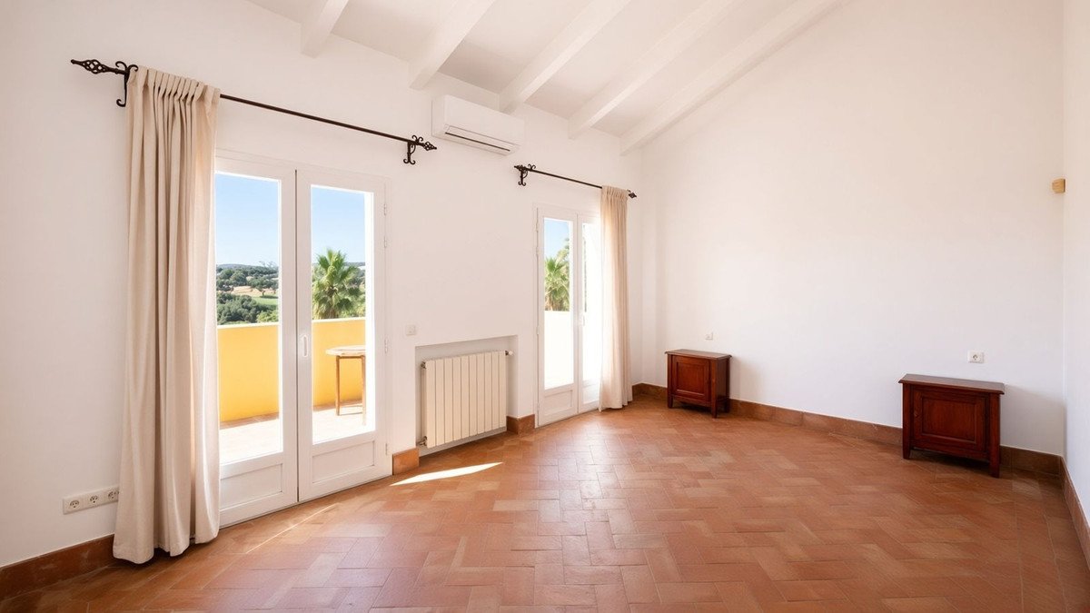 5 Bed Detached Villa in Sotogrande Costa