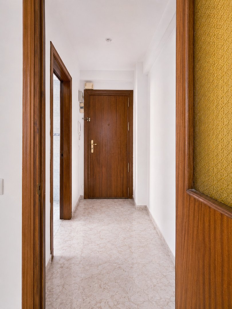 3 Bed Middle Floor Apartment in Estepona