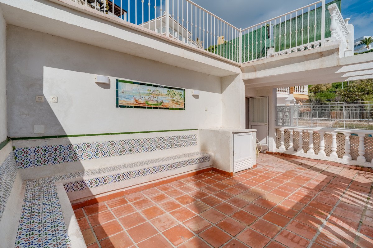 3 Bed Detached Villa in Riviera del Sol