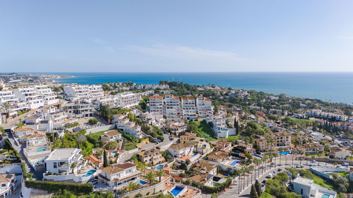 3 Bed Detached Villa in Riviera del Sol