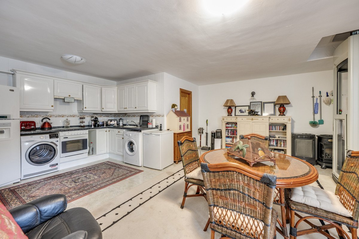4 Bed Detached Villa in Mijas Costa
