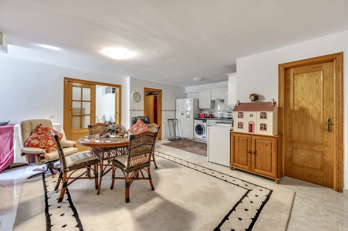 4 Bed Detached Villa in Mijas Costa