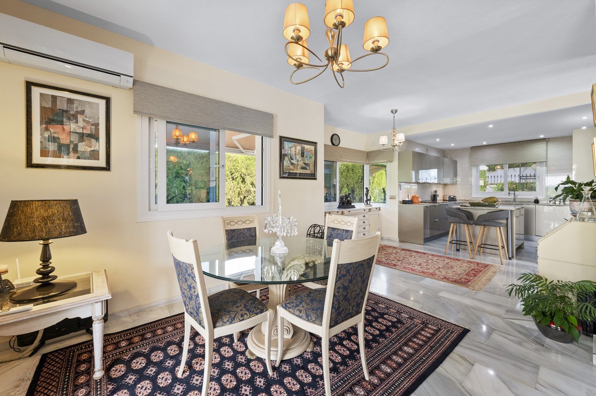 4 Bed Detached Villa in Mijas Costa