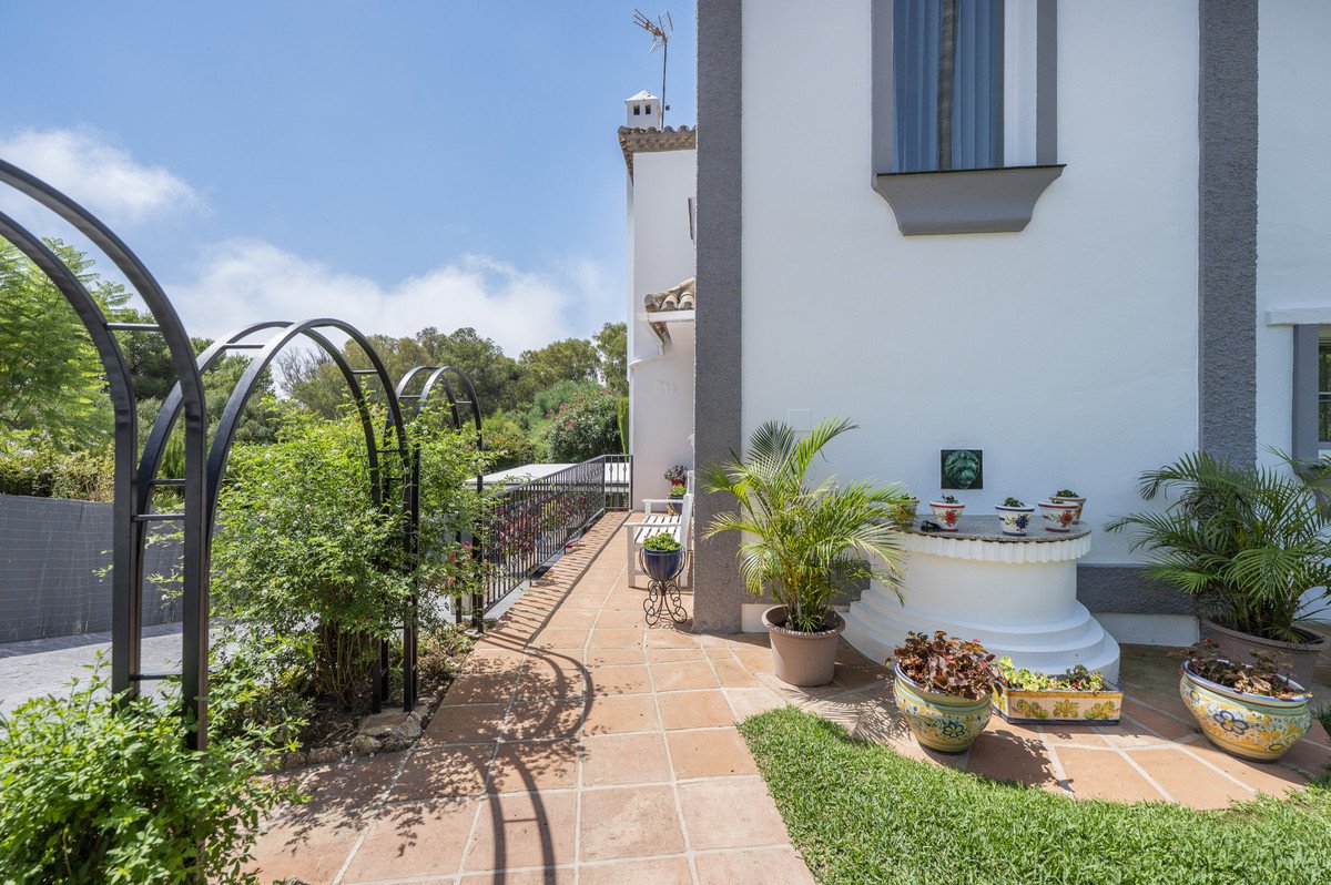 4 Bed Detached Villa in Mijas Costa
