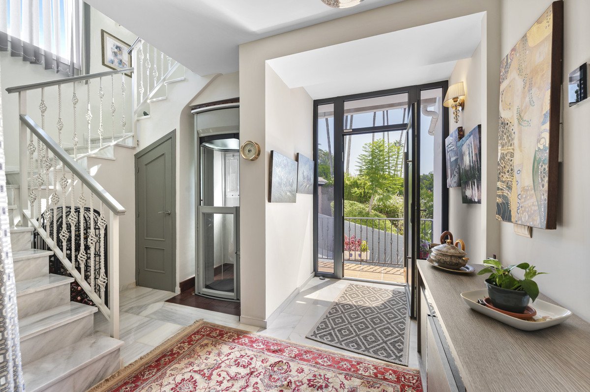 4 Bed Detached Villa in Mijas Costa