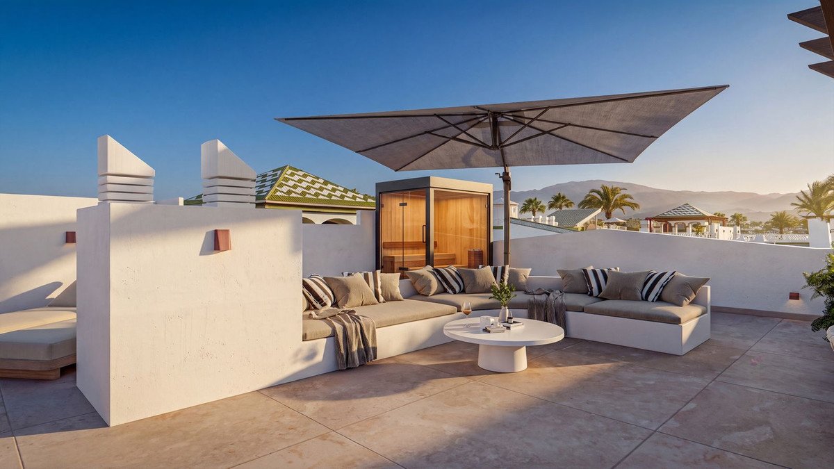 3 Bed Penthouse in New Golden Mile