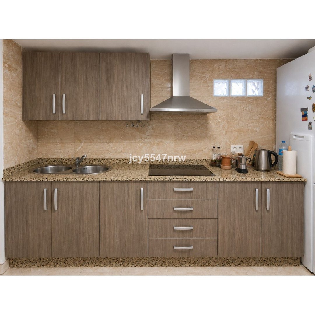 7 Bed Cave House in Freila