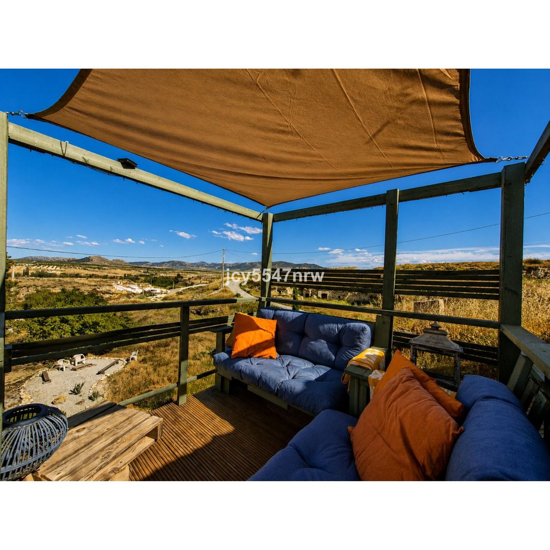 3 Bed Cave House in Galera
