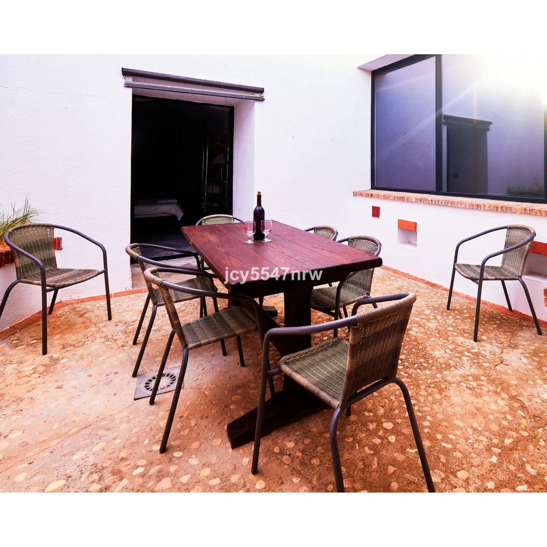 5 Bed Semi-Detached House in Cortes de Baza
