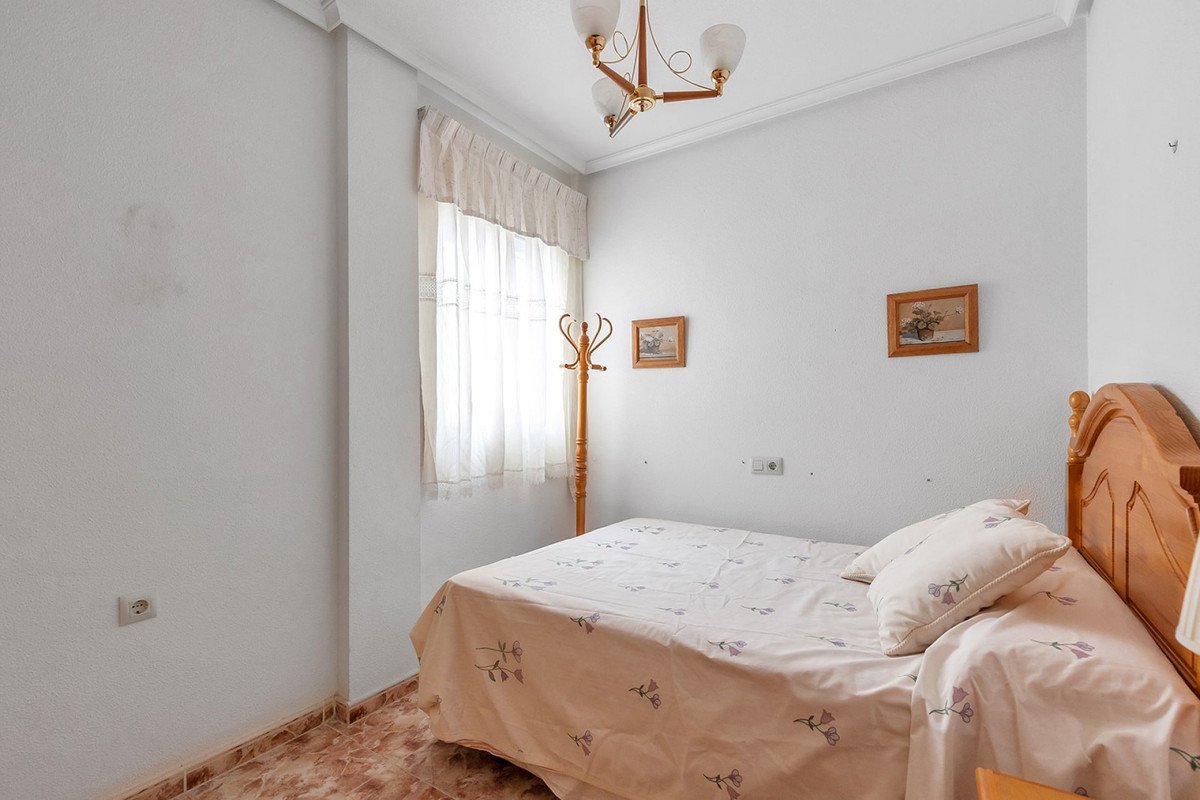 2 Bed Ground Floor Apartment in La Mata
