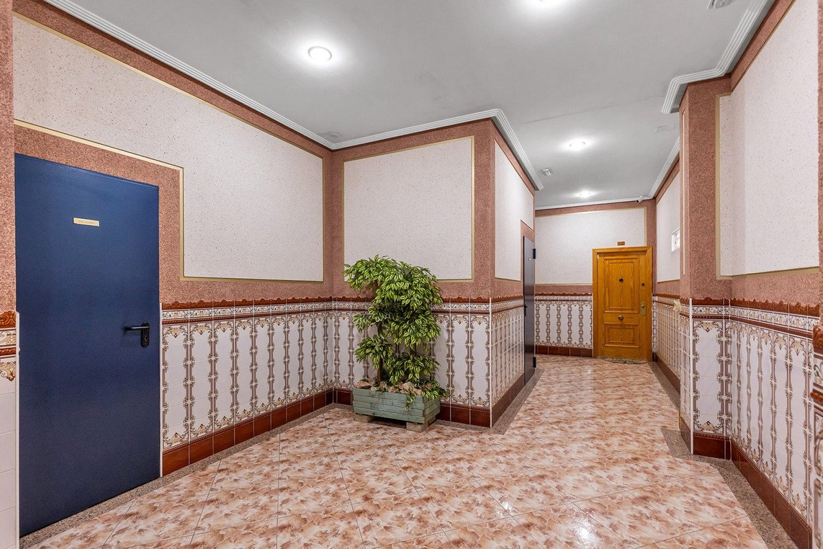 2 Bed Ground Floor Apartment in La Mata