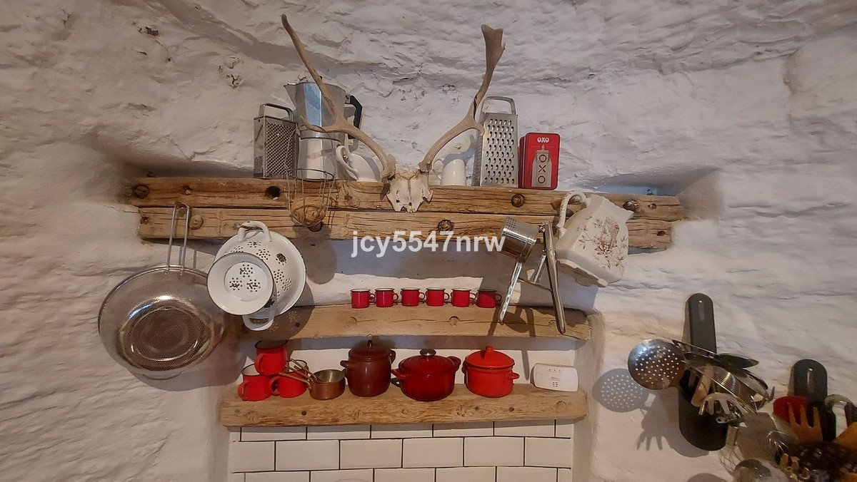 5 Bed Cave House in Baza
