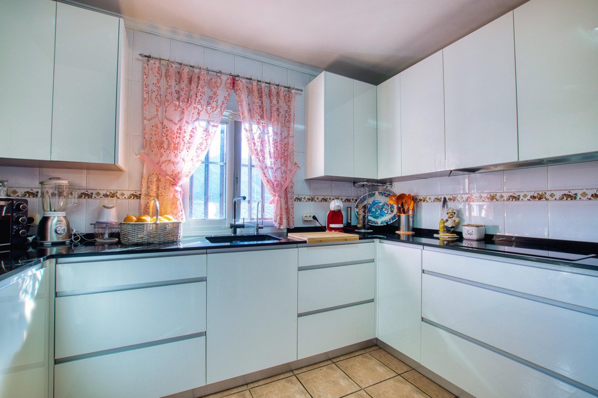 4 Bed Finca - Cortijo in Alcaucín