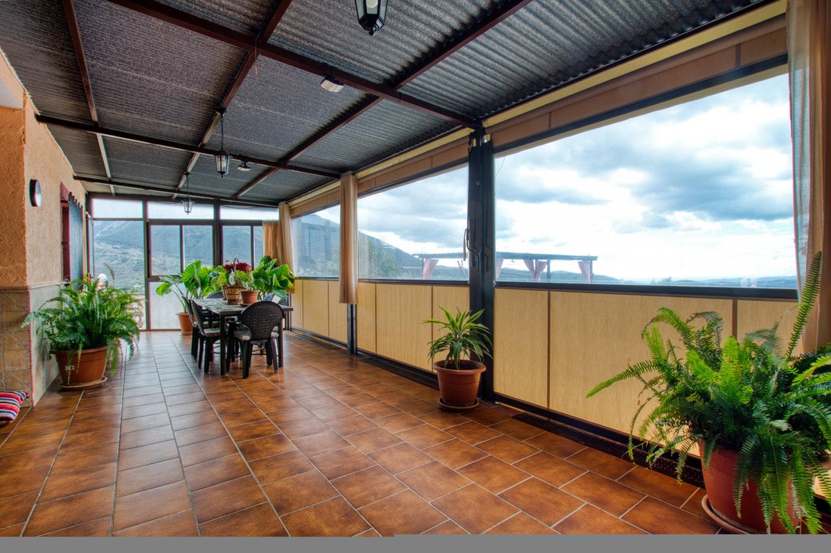 4 Bed Finca - Cortijo in Alcaucín