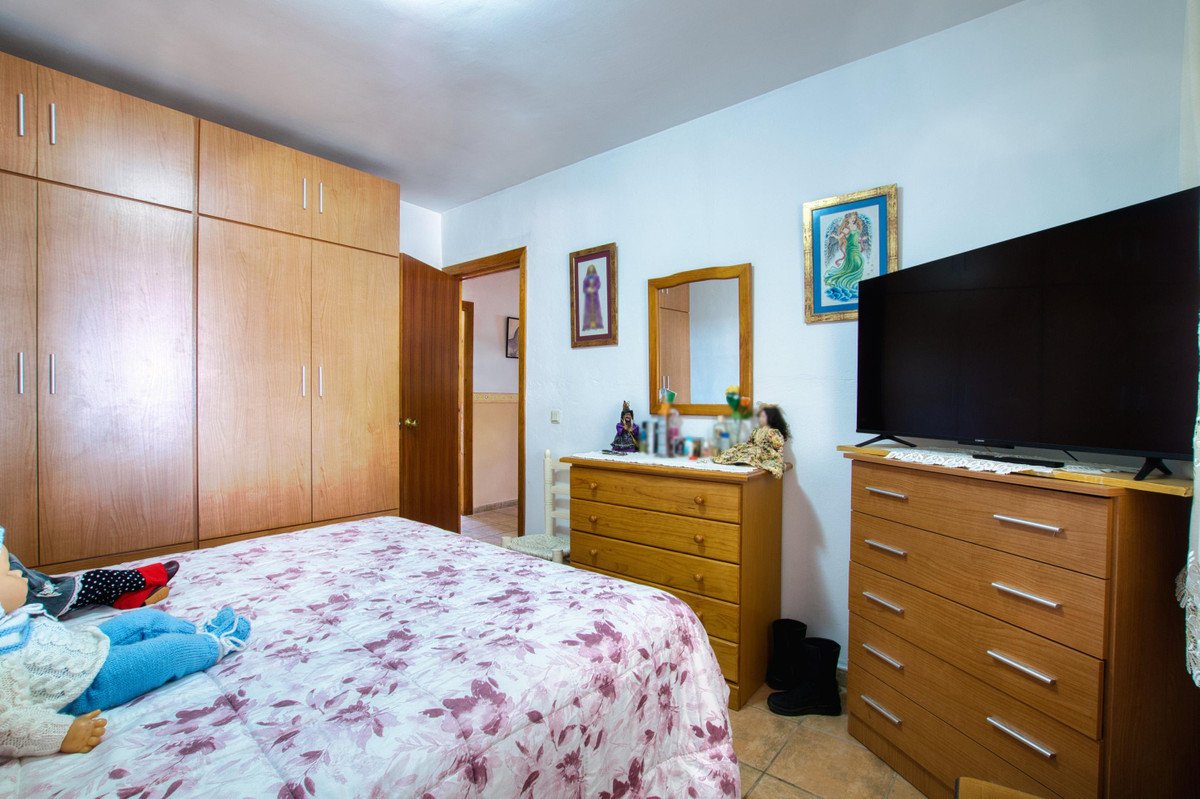 4 Bed Finca - Cortijo in Alcaucín