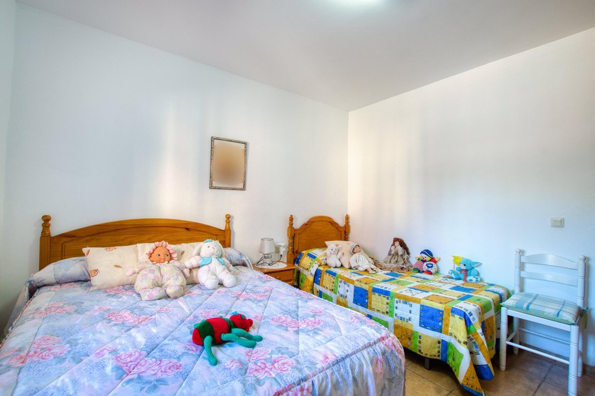 4 Bed Finca - Cortijo in Alcaucín