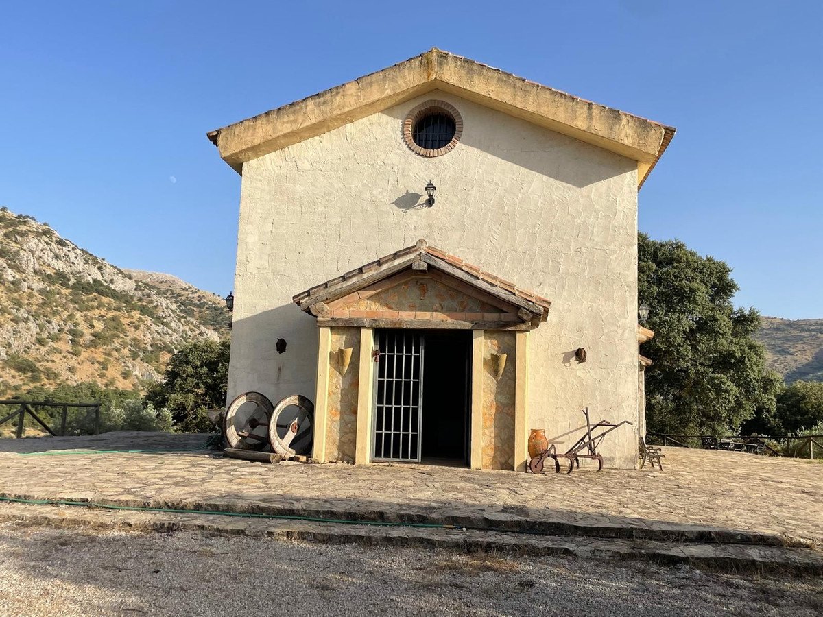 3 Bed Finca - Cortijo in Alfarnate