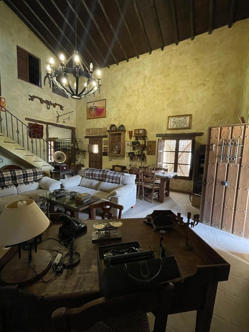 3 Bed Finca - Cortijo in Alfarnate