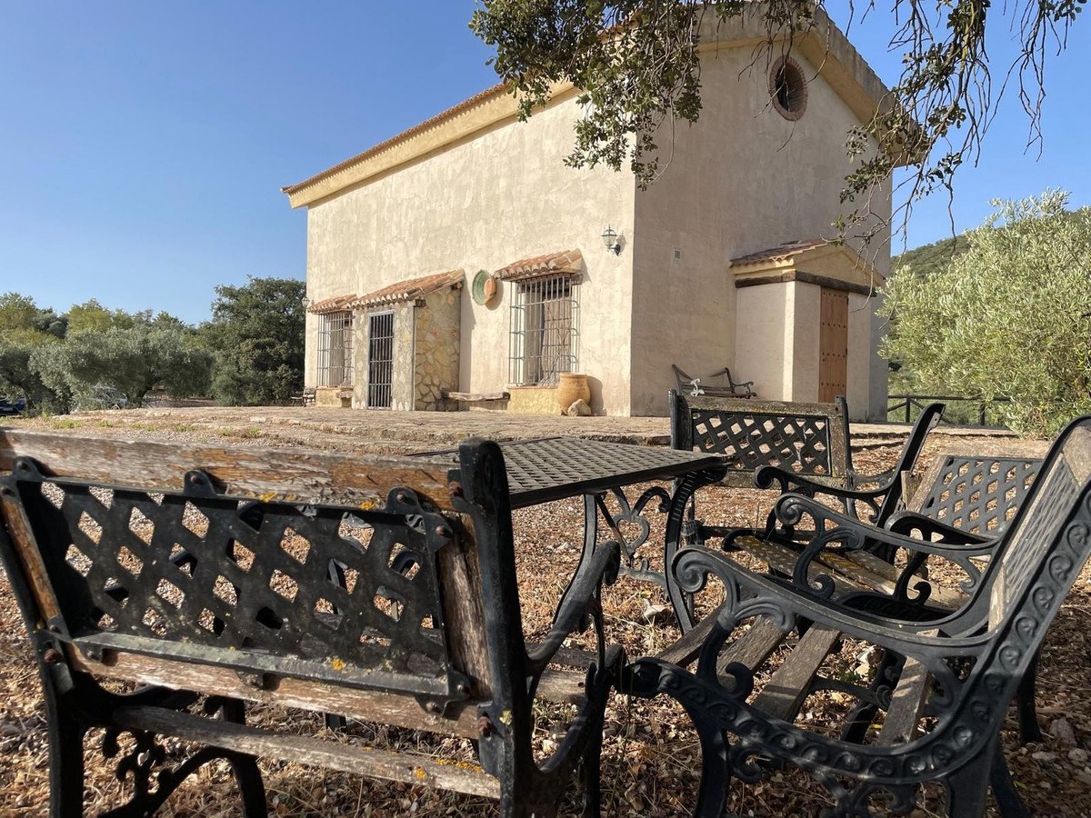 3 Bed Finca - Cortijo in Alfarnate