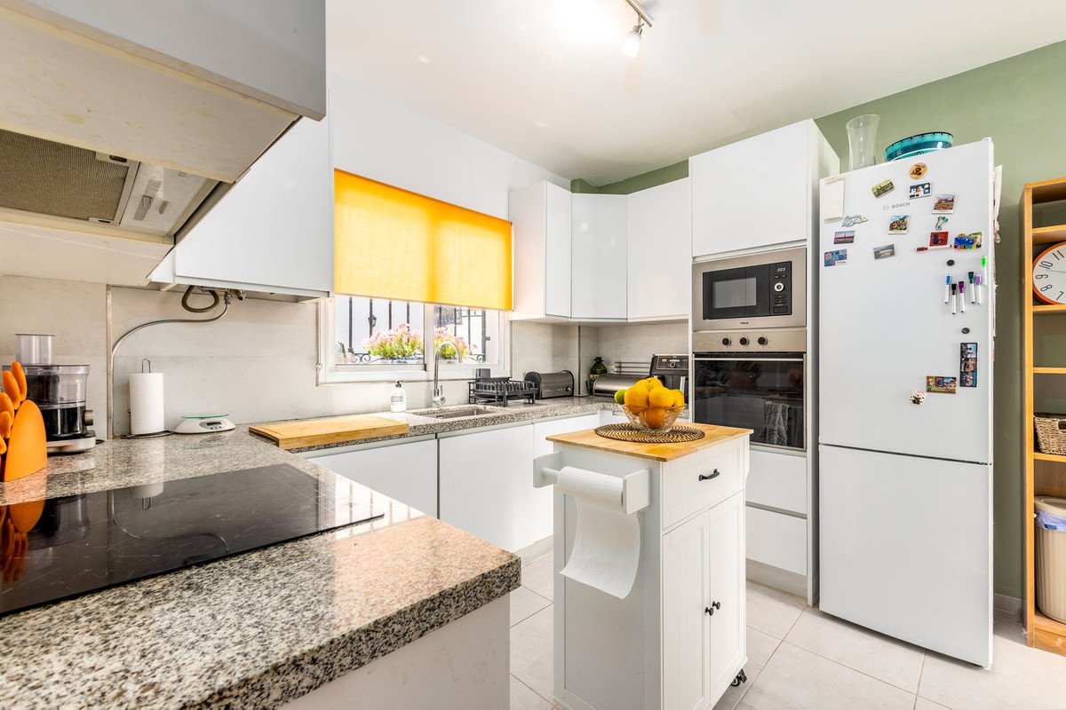 5 Bed Townhouse in Alhaurín el Grande