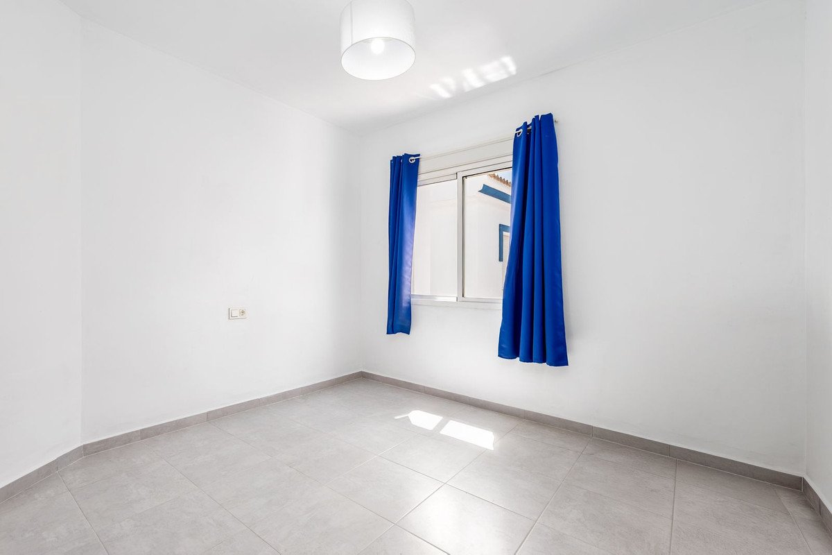 5 Bed Townhouse in Alhaurín el Grande