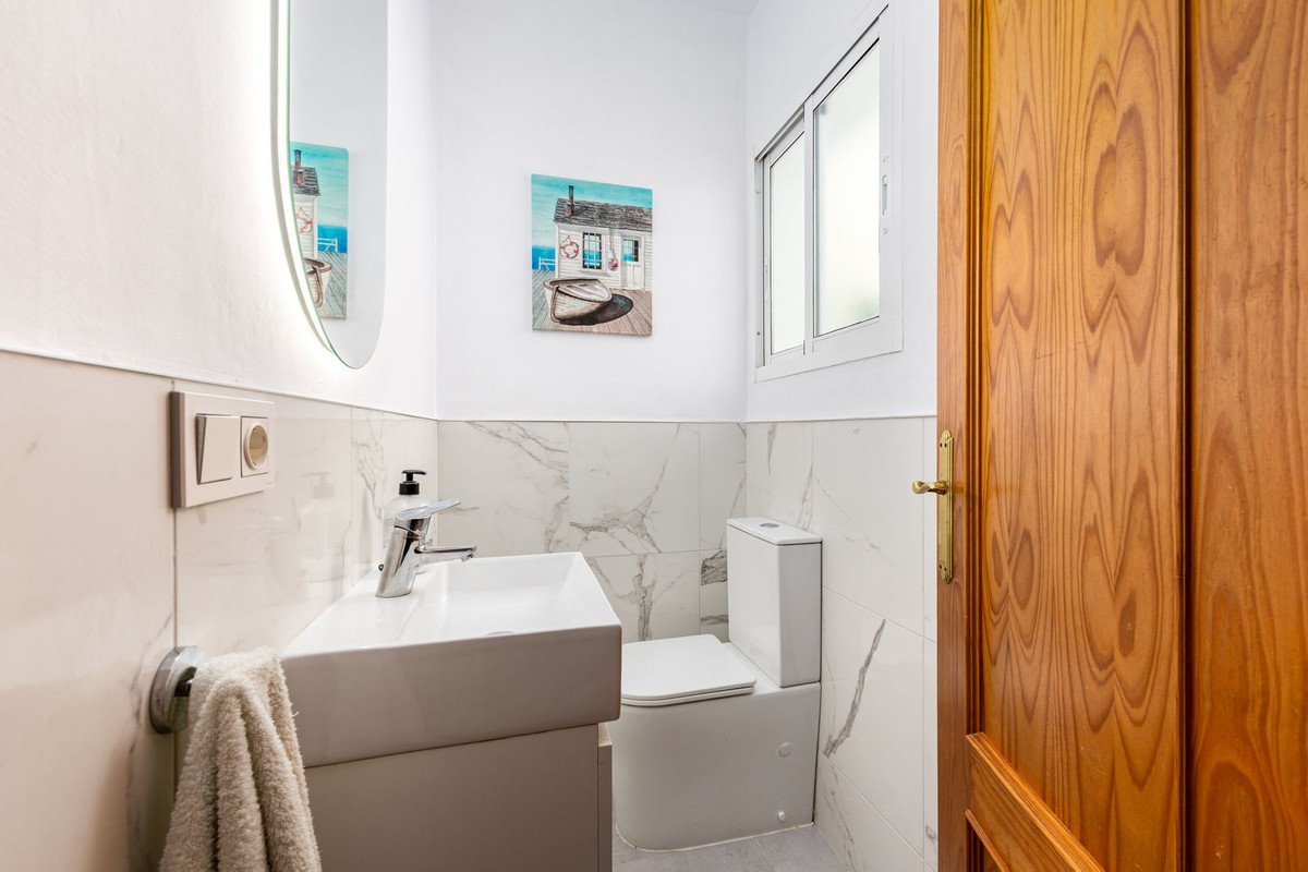 5 Bed Townhouse in Alhaurín el Grande