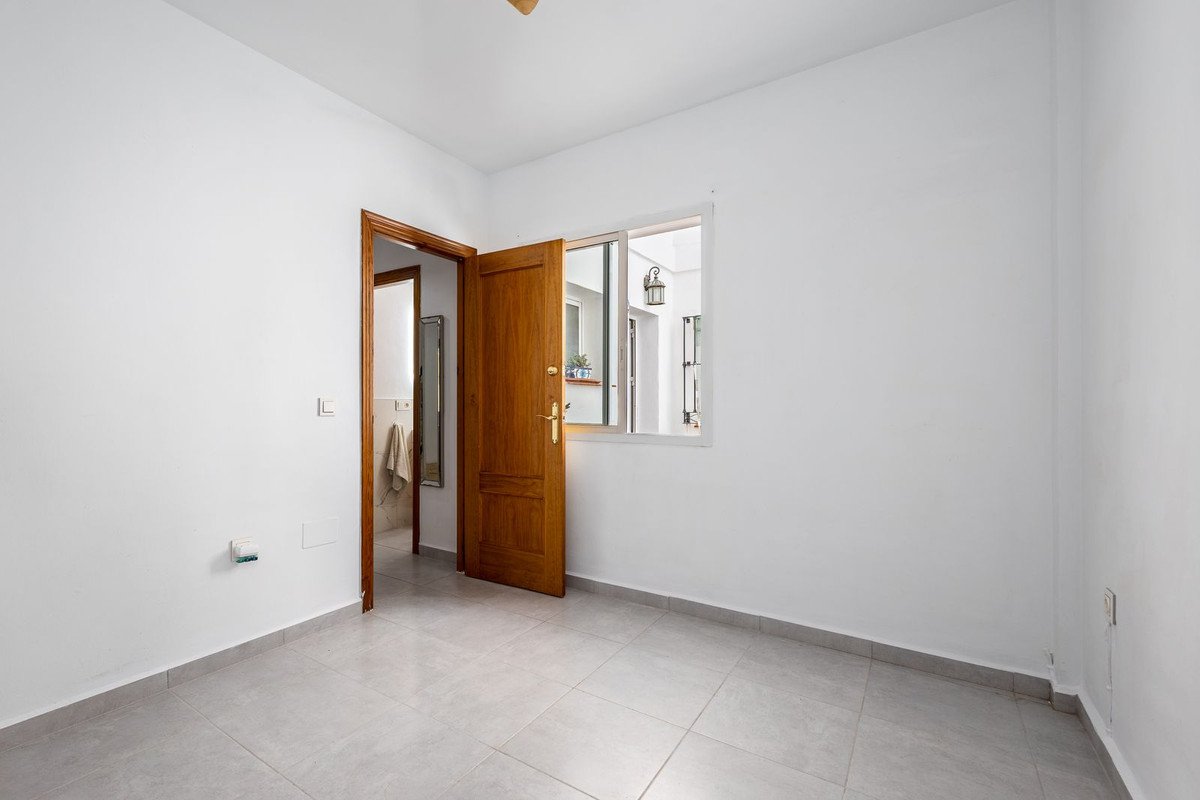 5 Bed Townhouse in Alhaurín el Grande