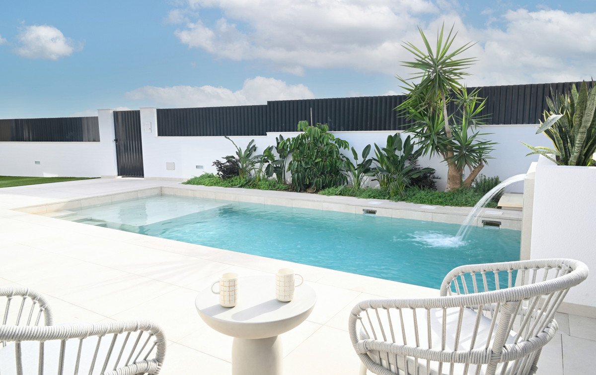 3 Bed New Development in Altaona Golf and Country Club